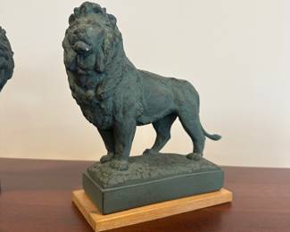 H55 - $85 PAIR of Bronze Lion Sculptures from the Chicago Art Institute. 