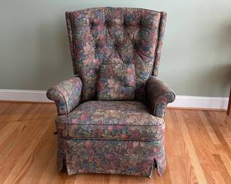 H36 - $30. Vintage Floral Recliner. Measures 32" wide x 38" deep x 39" tall. 