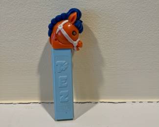 H84 - $20. Vintage Pony Go Round Circus Orange Head Pez Dispenser. 