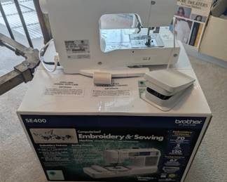 Brother SE400 Sewing/Embroidery Machine