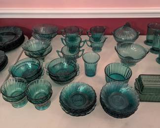 Huge collection of 1930's Jeannette Glass "swirl" pattern Teal Green Blue Depression Glass