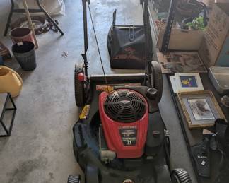 Lawnmower 