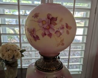 Gone with the Wind pink parlor lamp