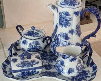 Cracker Barrel Flow Blue Tea Set