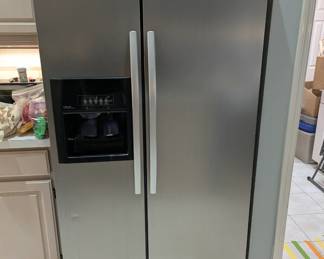 Whirlpool Fridge 