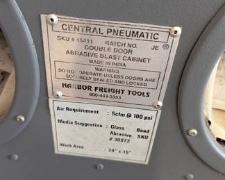 Central Pneumatic Benchtop Abrasive Blast Cabinet