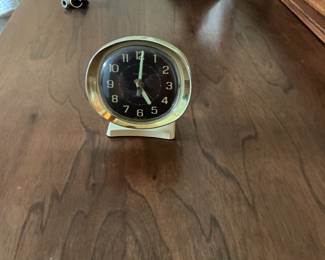 VTG ALARM CLOCK