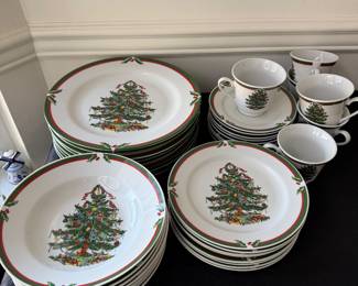 Christmas dinnerware 