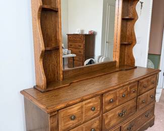 Dresser with mirror 