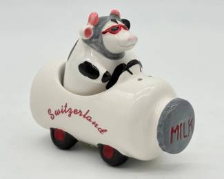 125 VintageCeramicCowinMilkJugSaltPepperShaker