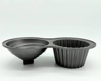 20 WiltonDimensionsGiantCupcakePan