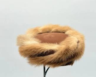 121 VintageLadiesSheppardBrownMinkFurBeretStyleHat