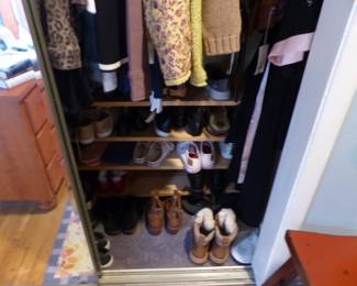 Women's clothing & shoes