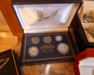 Collectible coin set