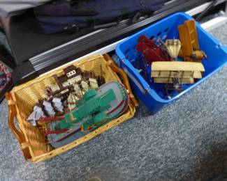 Toys, books & collectibles, dollhouse