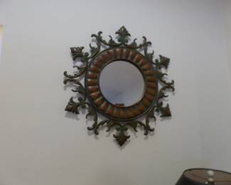 Wall mirror