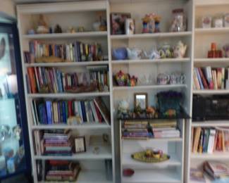 Books, bric-a-brac & collectibles