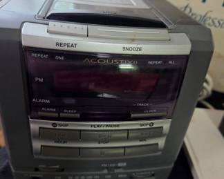Acoustix AM/FM CD Player Clock Radio