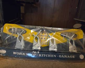 Globemaster Heavy Duty Tool Holder