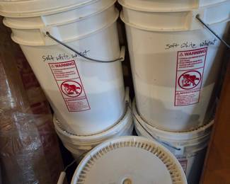 Food Grade Plastic Buckets with Lids - Soft White Wheat