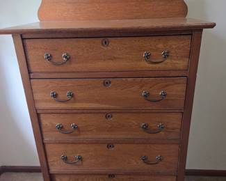 Victorian Oak Chest of Drawers