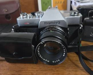 Mamiya MSX 1000 35mm SLR Camera with Mamiya/Sekor 55mm f/1.8 Auto Lens