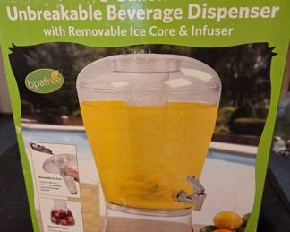 CreativeWare 3 Gallon Unbreakable Beverage Dispenser with Removable Ice Core & Infuser