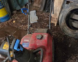 Toro Power Clear 418 ZE Snow Blower