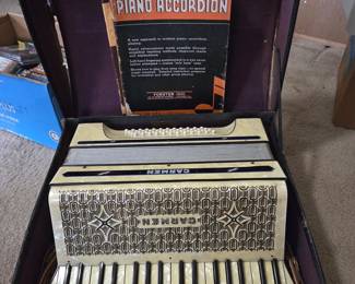 Carmen Piano Accordion with Arnett's Modern Method Book
