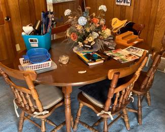 Dining Room Table with Chairs 