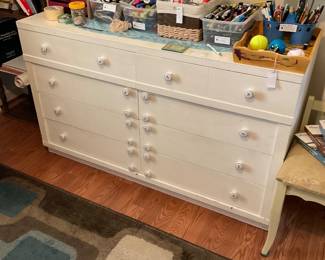 8 Drawer Dresser