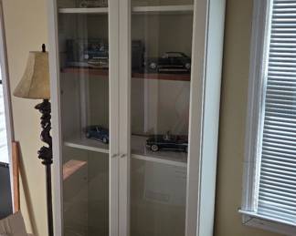 19 white cabinet with glass doors