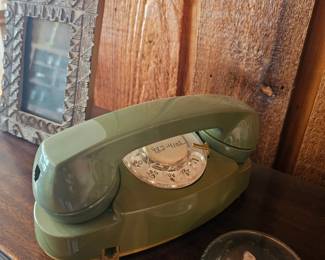 retro phone
