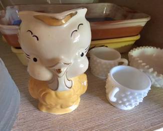 milk jug and milk glass