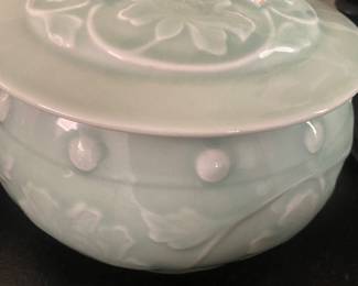 Chinese Longquan Celadon Ceramic bowl