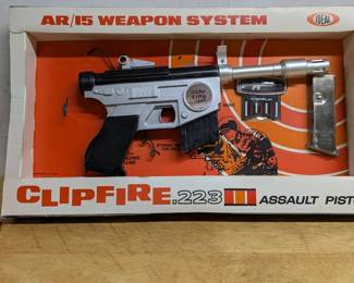 Ideal Clipfire Toy in box