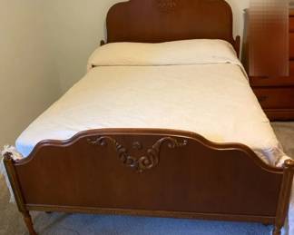 Vintage Full Size Wooden Bed 