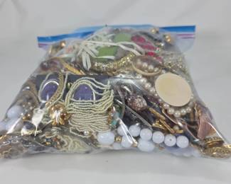 7.4 Pounds Costume Jewelry Wearable