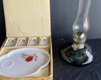 Rose crest Eight Piece Snack Set And A Kerosene Lamp