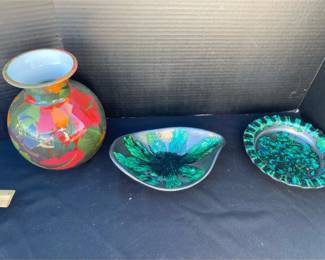 Two Horizon Designed By Sascha Brastoff Pottery Pieces And A Floral Enesco Vase
