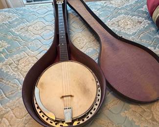 Vintage Kay 4-string banjo from the 1950's
