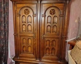 Ng t1 JuPucKnw29xt16Un