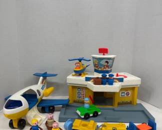 Fisher-Price Play Family Airport Set