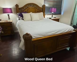 Wood Queen Bed second image