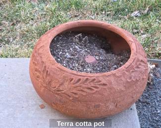 Terra cotta pot