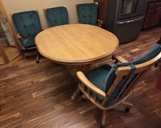 Oak Dining Table with 4 Chairs and Extension Leaf
