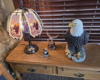 Patriotic Eagle Dcor Lot  Lamp, Figurines  Plate
