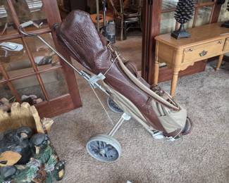 RightHanded Golf Club Set with Bag  TwoWheel Pull Cart  Austads Sioux Falls