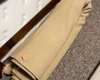 Large Pottery Barn rug 100% Wool