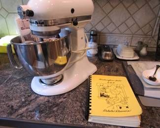 Kitchen aid mixer